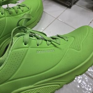 Skechers Neon Green Sneakers
